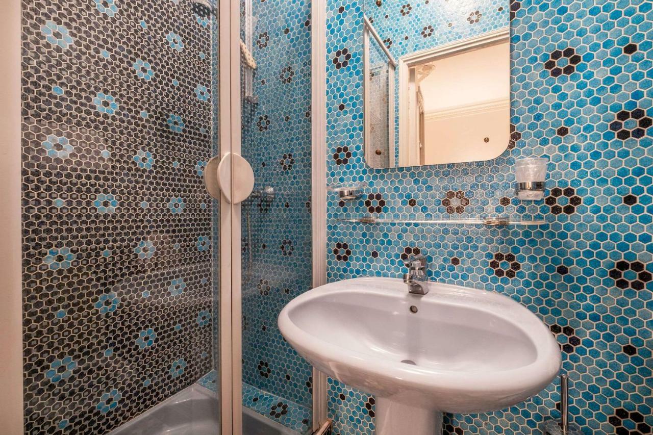 Comfort Hotel Au Firmament Asnières المظهر الخارجي الصورة